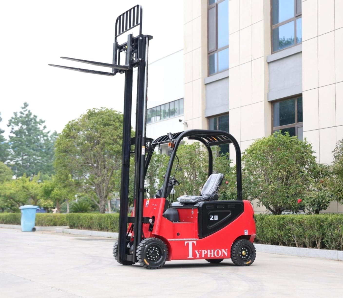 TYPHON 2 Ton Capacity Vigor Hi-Lo 20 Compact Electric Forklift Lifter USA for Warehousing, Indoors, Outdoors