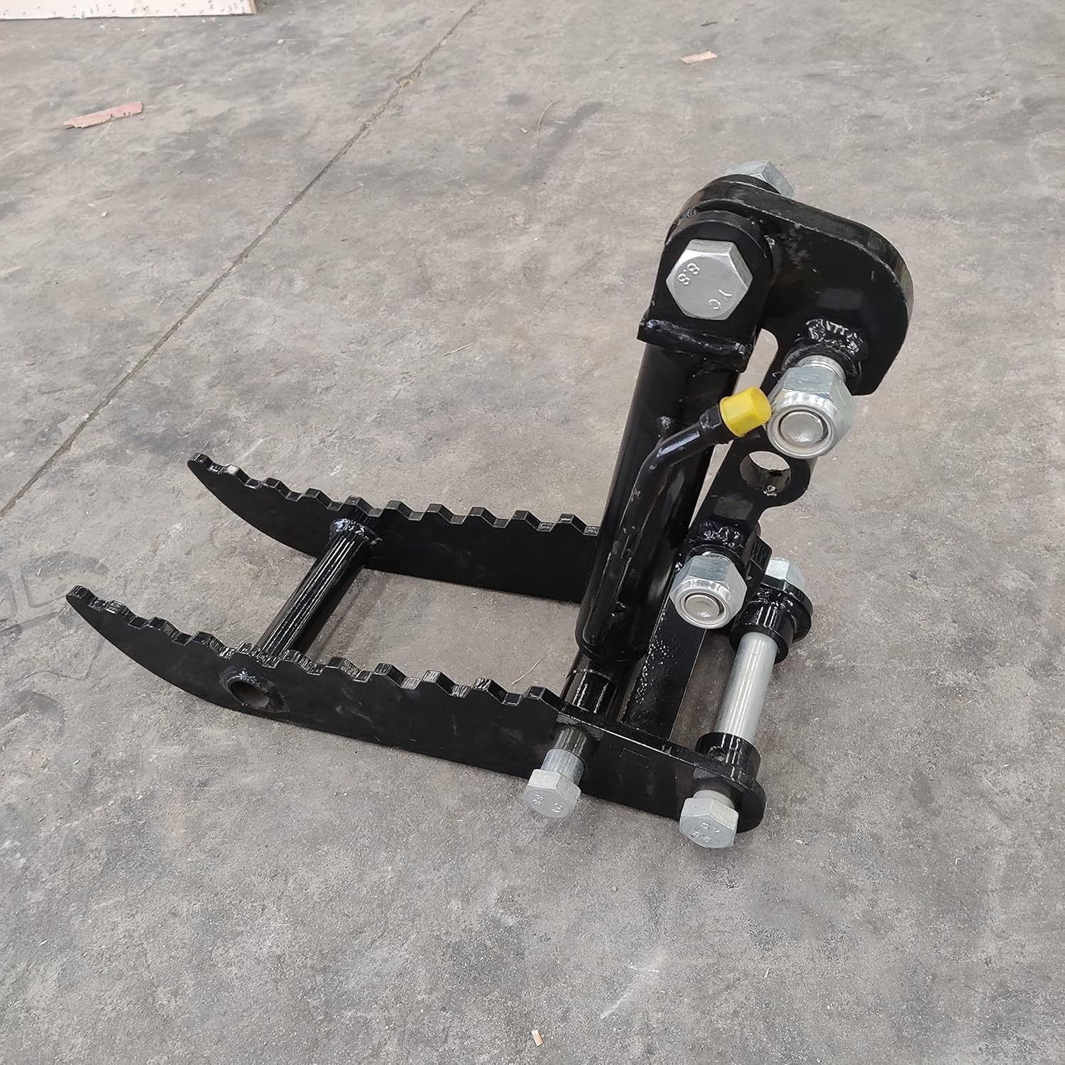 TYPHON Attachments Hydraulic Thumb Clip Attachment for TYPHON Mini Excavators Digger Machinery Machine Track Crawler