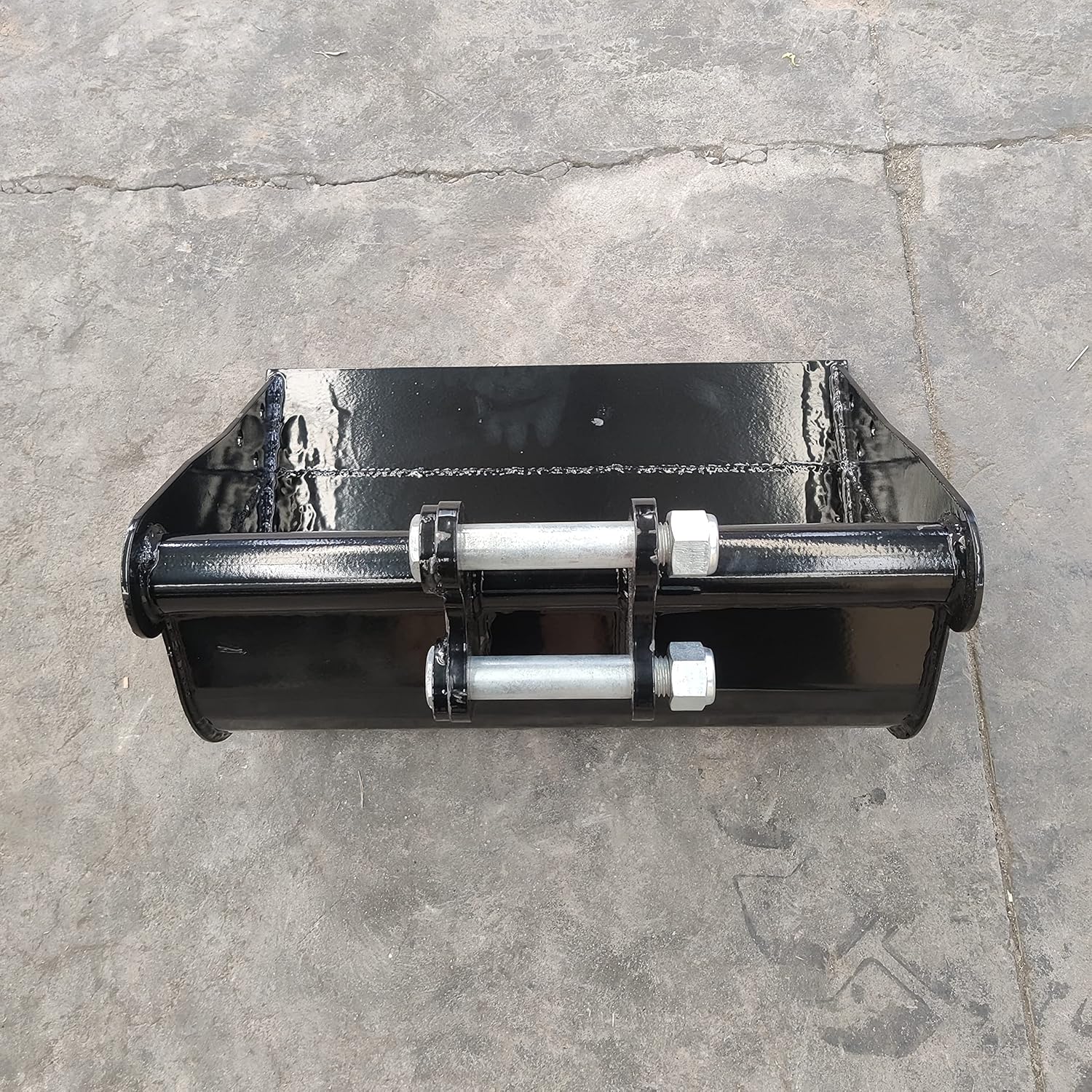 TYPHON Attachments 500mm Plain Bucket Attachment for Machinery Machine Mini Excavator Mud Buckets for Bulk Loading, Ditch Cleaning, Low Density Material Digging