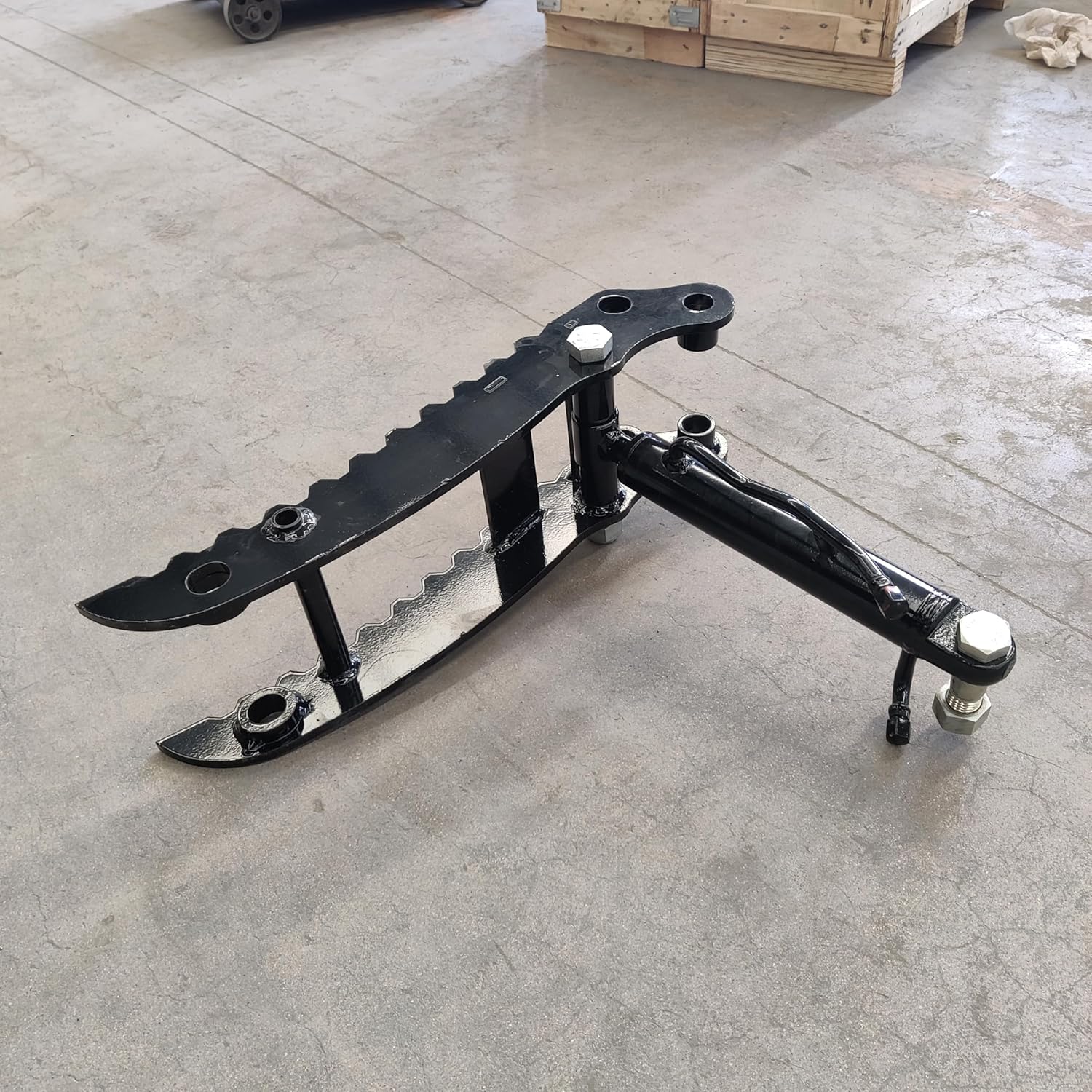 Budget Style Hydraulic Thumb Clip Attachment for Mini Excavators Digger Track Crawler
