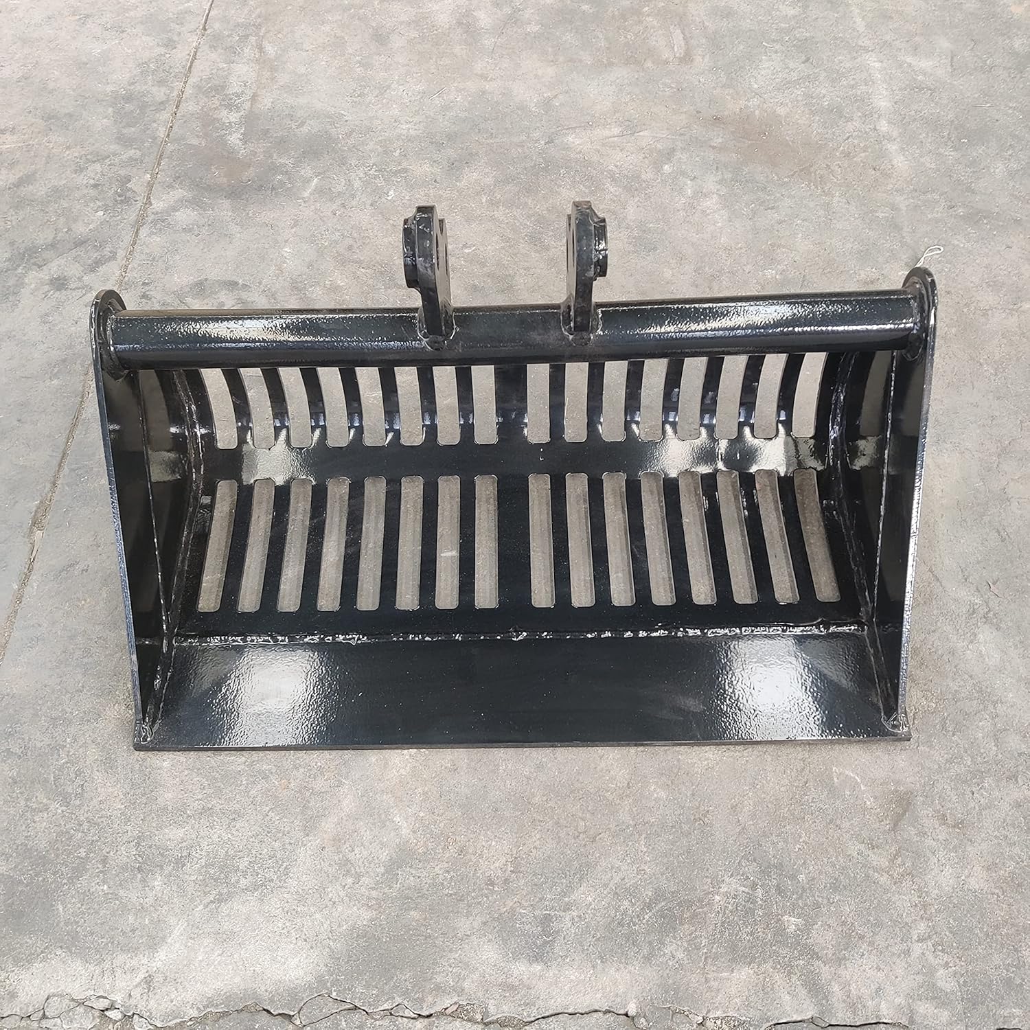 TYPHON Attachments Screening Skeleton Bucket 600mm: Attachment for TYPHON Mini Excavators Machinery Machine Digger Track Crawler Heavy Machinery