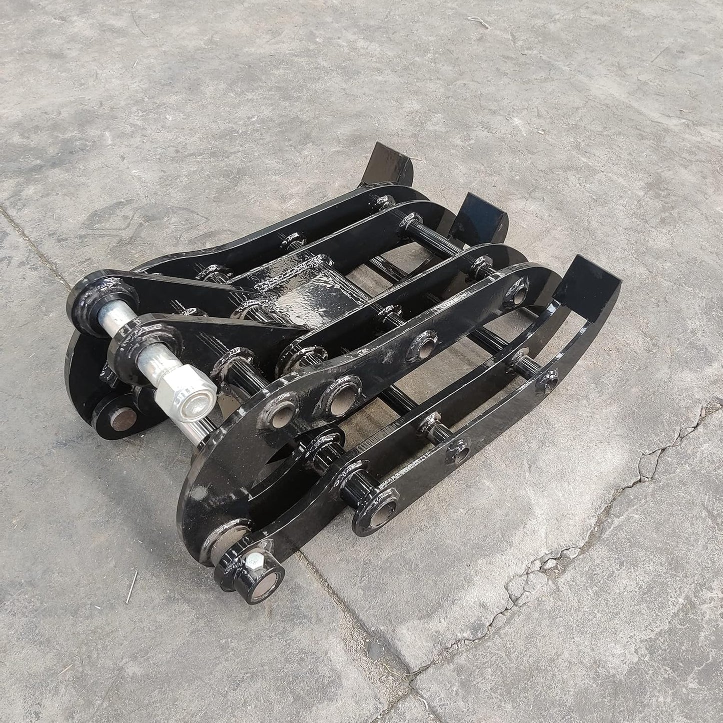 TYPHON Attachments Grapple Attachment for Mini Excavators Digger Bagger Track Crawler Machinery Machine Grabber Grapper